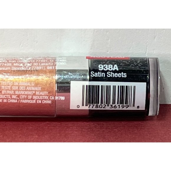 Wet n Wild - MegaLast - Liquid Catsuit - Metallic Lipstick - 938A Satin Sheet - Picture 10 of 11